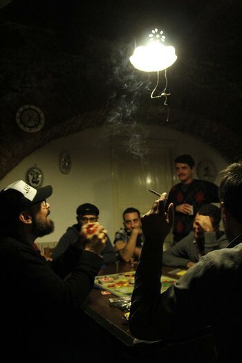 Dario e la band giocano a Risiko