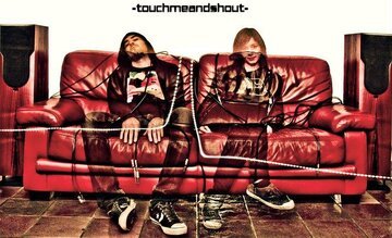 Touchmeandshout5