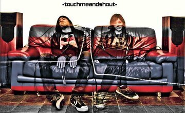 Touchmeandshout4