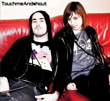 Touchmeandshout10