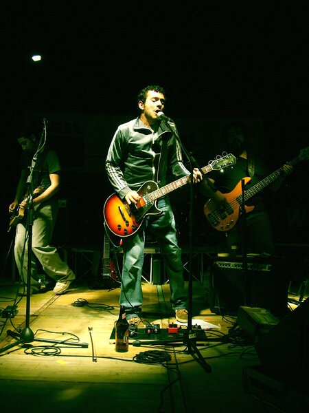 tenia live