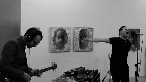 Not a sad story play Gold @Haus der Kunst