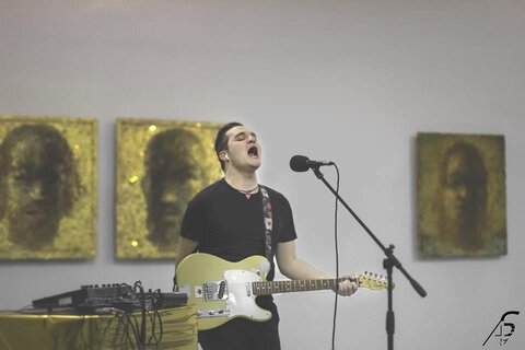 Not a sad story play Gold @Haus der Kunst