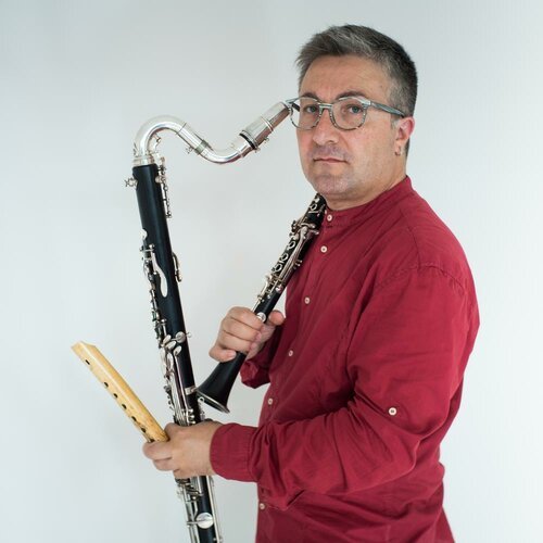 CARMELO SALEMI polistrumentista (colore).jpg