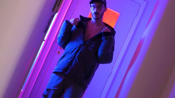 swag boy v_5_Moment4.jpg