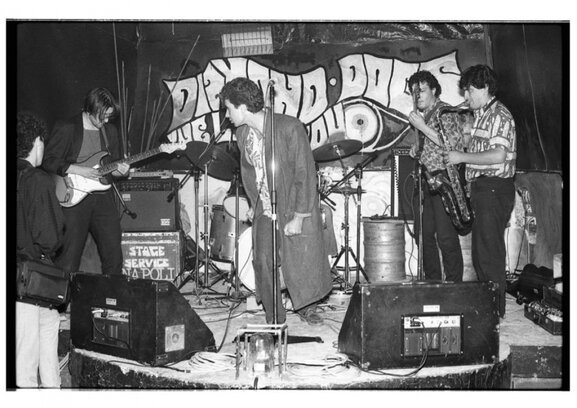zou da party (band di Vanni Miele, composta da soli Beneventani) live a Napoli al Diamond Dog a metà anni 80.jpg