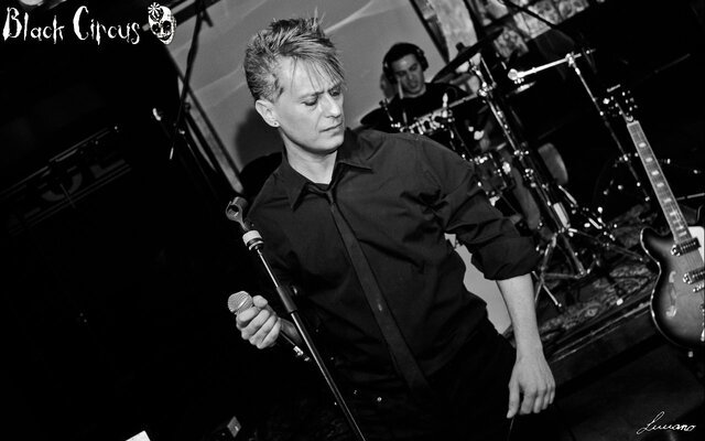 live @ Zoe. Riccardo Rcd. Foto by Luciano