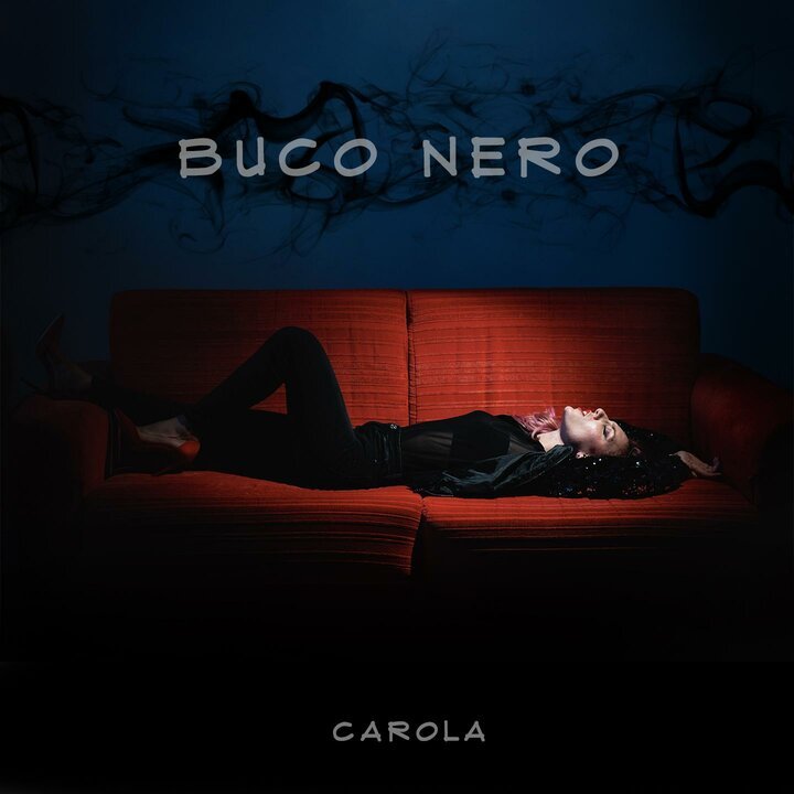 COPERTINA BUCO NERO CAROLA.jpg