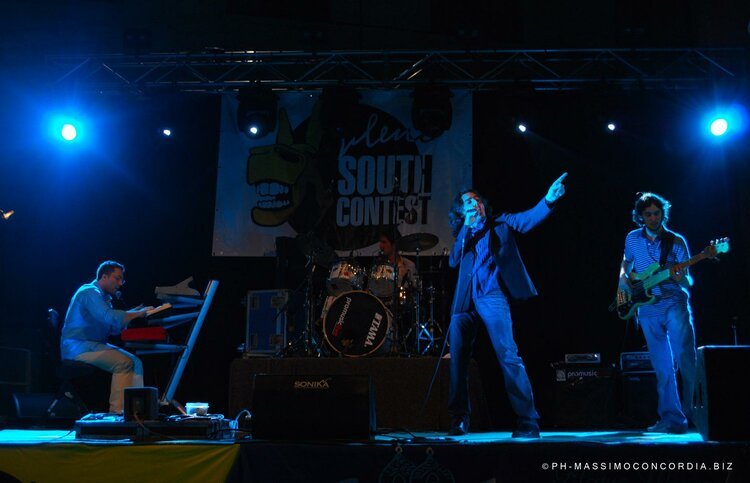 Mister Wilson open Tuck & Patti