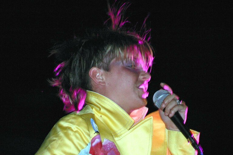 IN CONCERTO