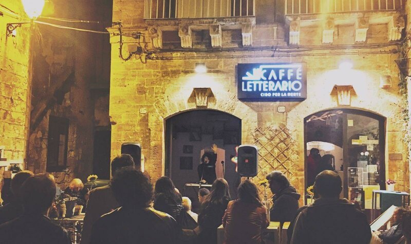 Live Caffè Letterario Cibo per la Mente