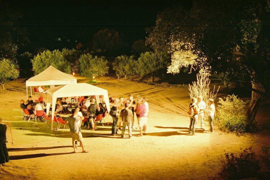 food area bands